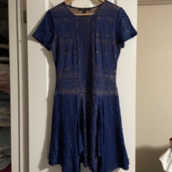 BCBGMaxAzria Blue Lace Dress - M - Picture 2 of 3